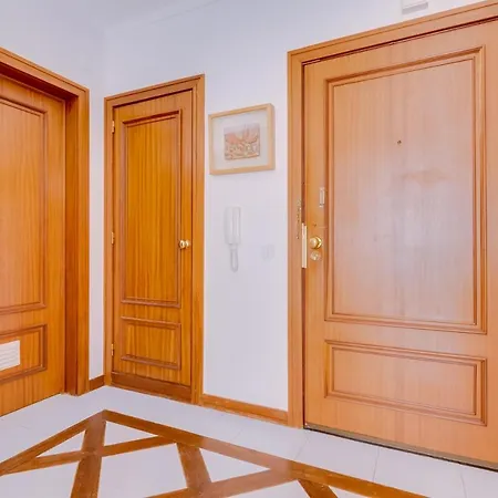 Varandas Do Sul - Near Marina 아파트 *