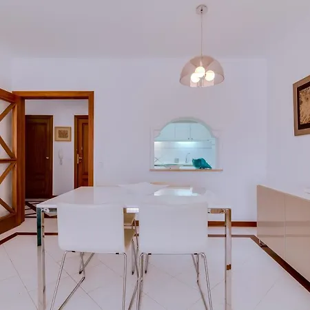 Varandas Do Sul - Near Marina 아파트 빌라모라